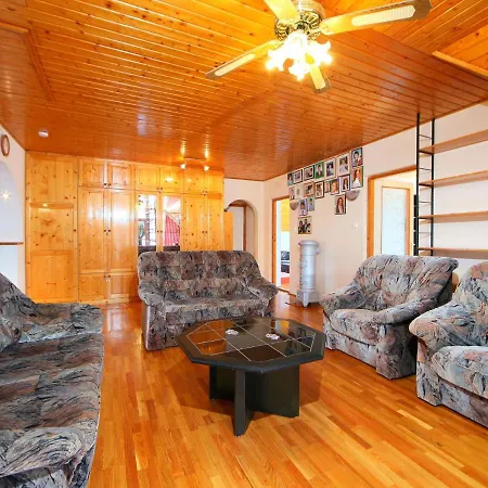 Cabernet By Interhome 公寓 *